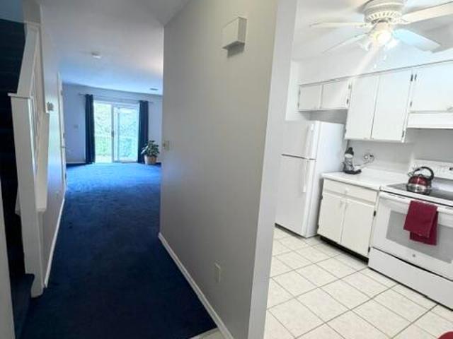 Townhouse for sale in Prospect Hills Apartments, East Stroudsburg