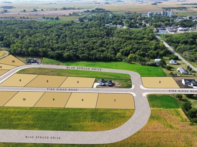 Land for sale in New Hartford, Iowa