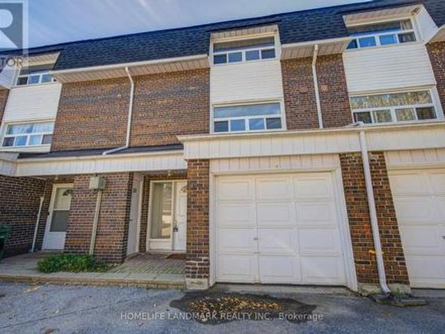 Townhouse for sale in Scarborough—Guildwood, Toronto