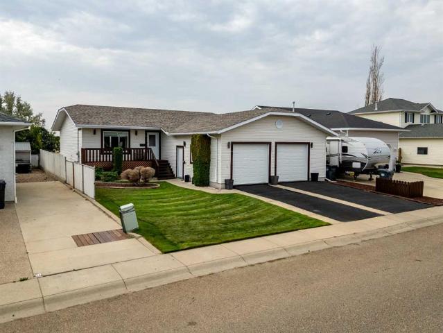 House for sale in Redcliff, Alberta