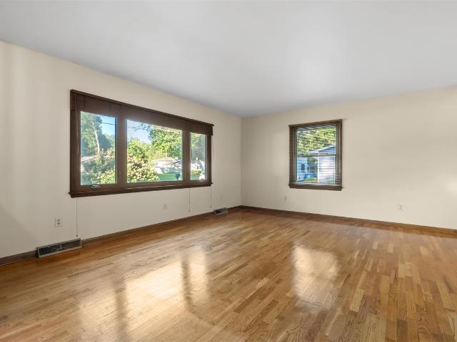 House for sale in Battle Creek, Calhoun County