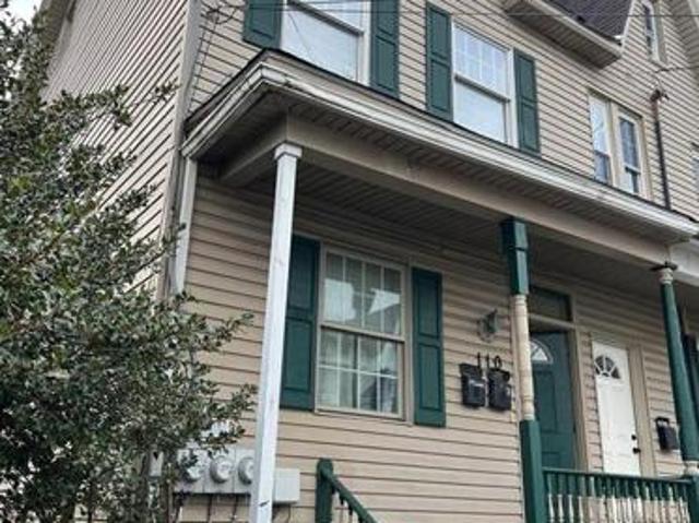 Condo for sale in Easton, Pennsylvania