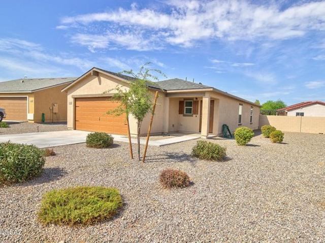 House for sale in Eloy, Pinal County