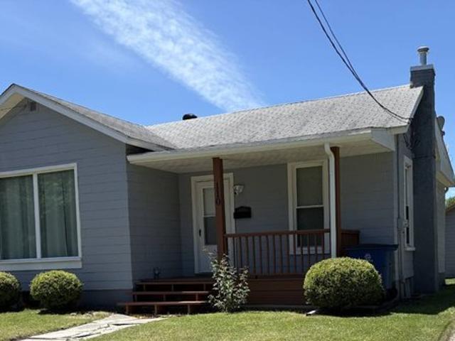 House for sale in Monmouth, Illinois