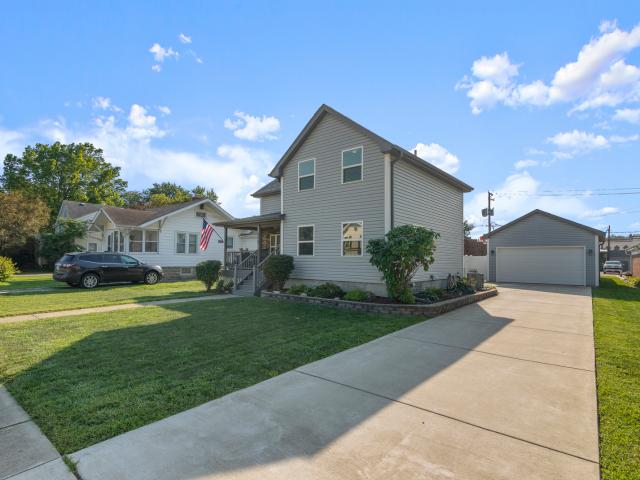 House for sale in Somonauk, DeKalb County