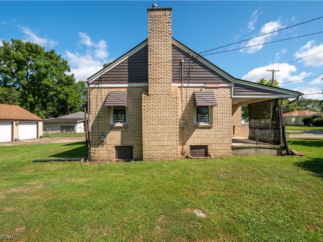 House for sale in Youngstown, Ohio