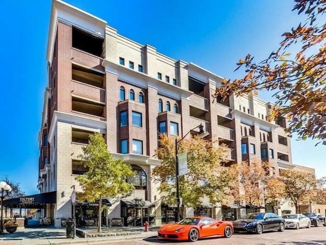 Condo for sale in Oak Park, Illinois