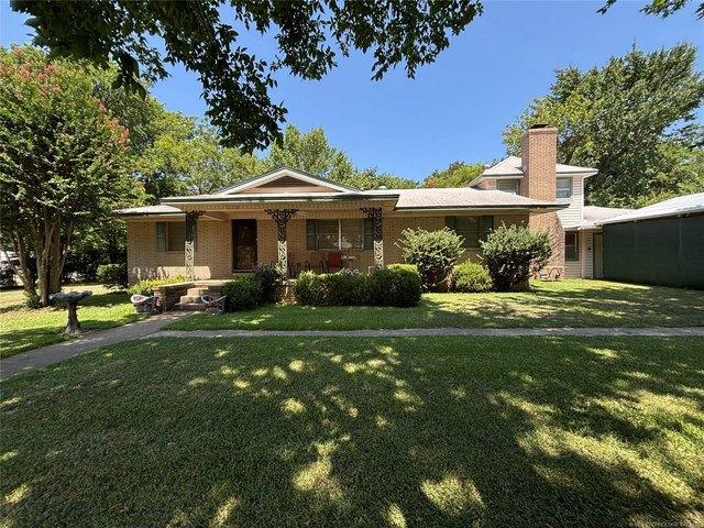 House for sale in Calera, Oklahoma
