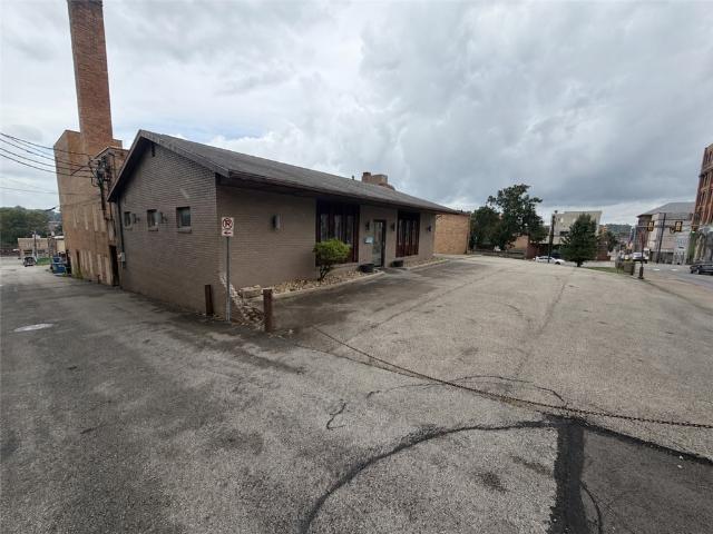 Commercial for sale in Connellsville, Pennsylvania