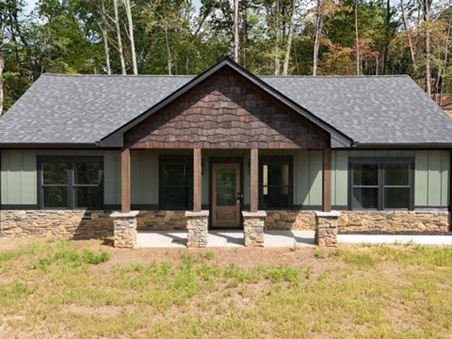 House for sale in Clarkesville, Habersham County