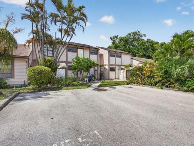 Condo for sale in Jupiter, Florida