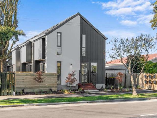 Townhouse for sale in Spreydon, Canterbury