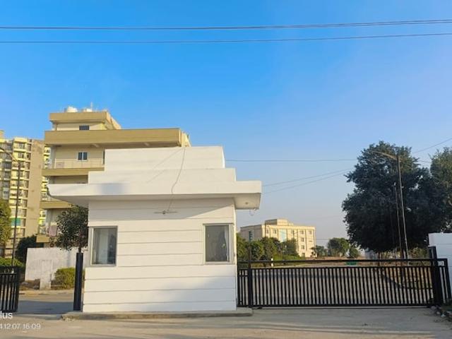 Land for sale in Hariana