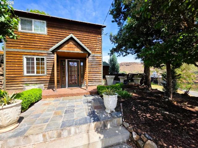 House for sale in Oregonia