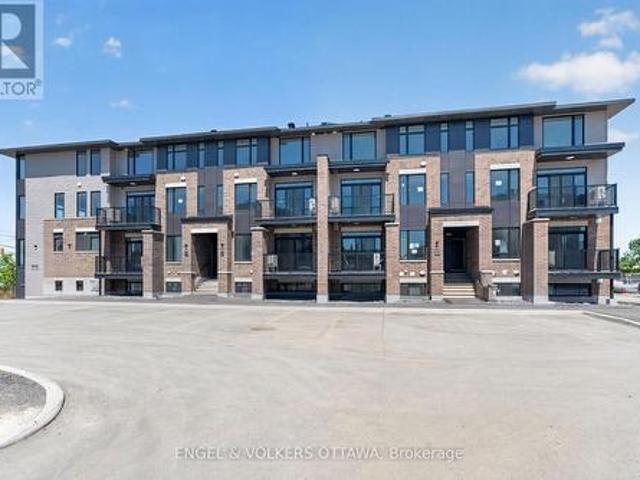 Townhouse for rent in Mulhurst Bay, Ontario