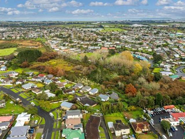Land for sale in East Tamaki, Oroua County