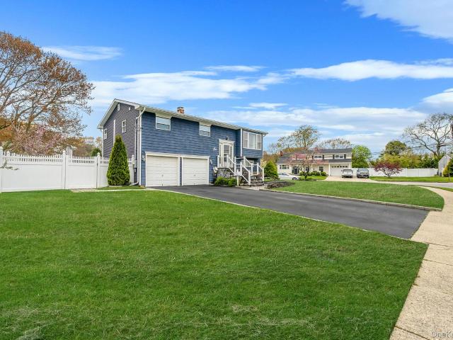 House for sale in Bohemia, New York