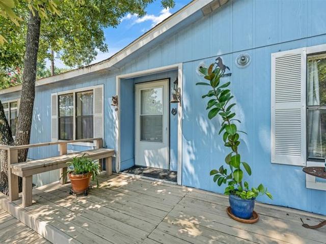House for sale in Henderson, Texas