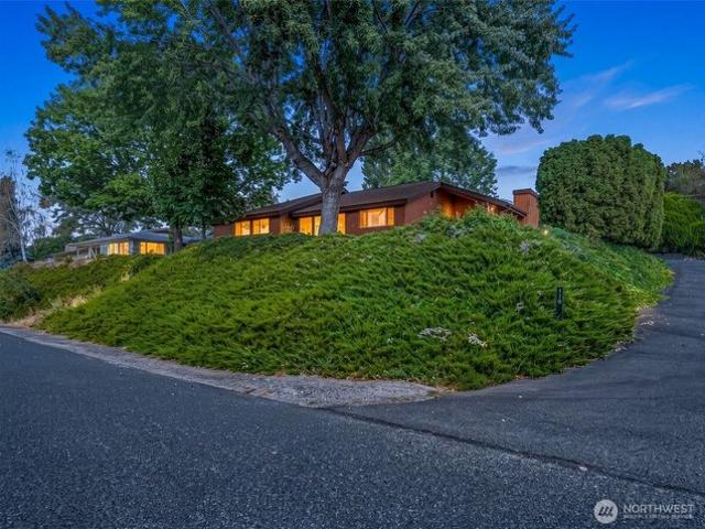 House for sale in Wenatchee, Washington