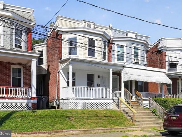 Townhouse for sale in Delaware