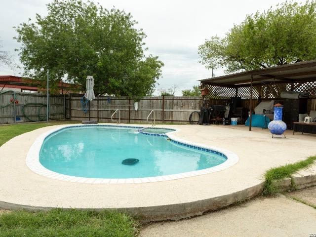 House for sale in Medina, Texas