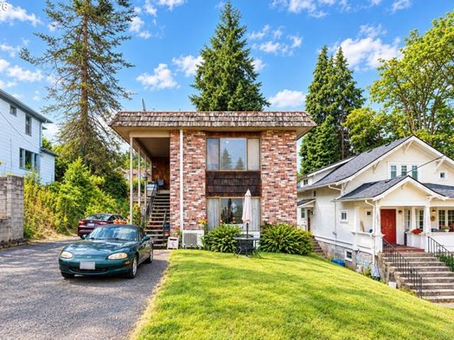 House for sale in Oregonia