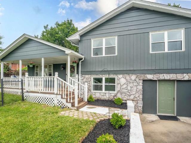 House for sale in Bridgeport, West Virginia