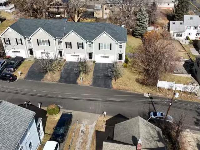 Condo for sale in Fairfield