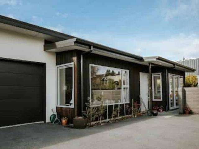 House for rent in Otakou