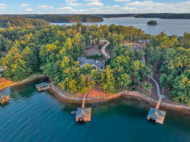 House for sale in Six Mile Run, South Carolina