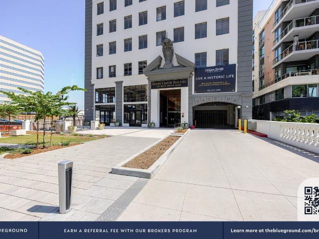 Apartment for rent in Long Beach, California