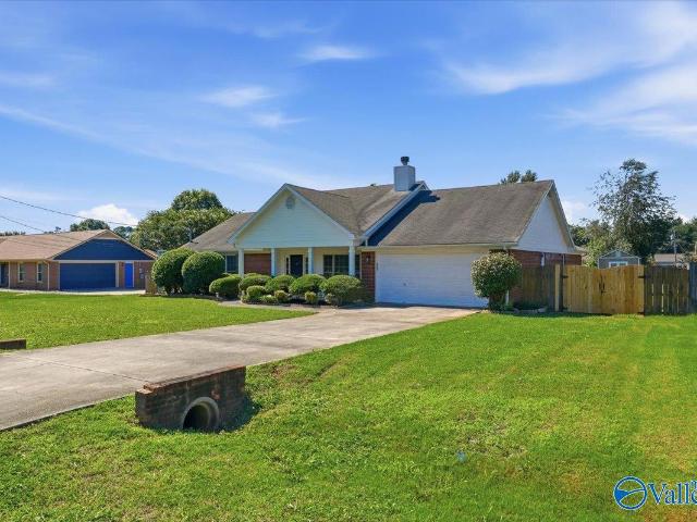 House for sale in Harvest, Alabama