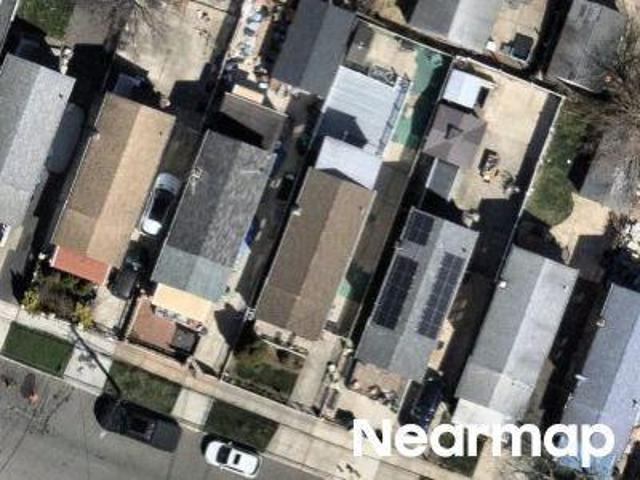 House for sale in Queens, Arverne