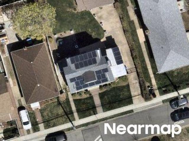 House for sale in Queens, Arverne