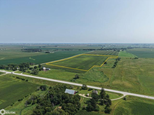 Farm for sale in Pilot Mound, Boone County