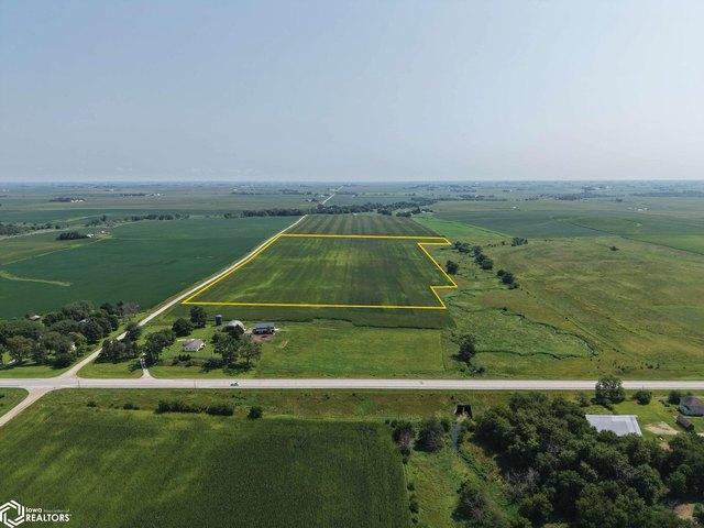 Farm for sale in Pilot Mound, Boone County