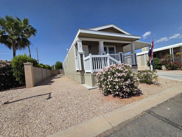 House for sale in Apache Junction, Arizona