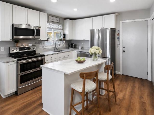 Townhouse for sale in Coon Rapids, Minnesota