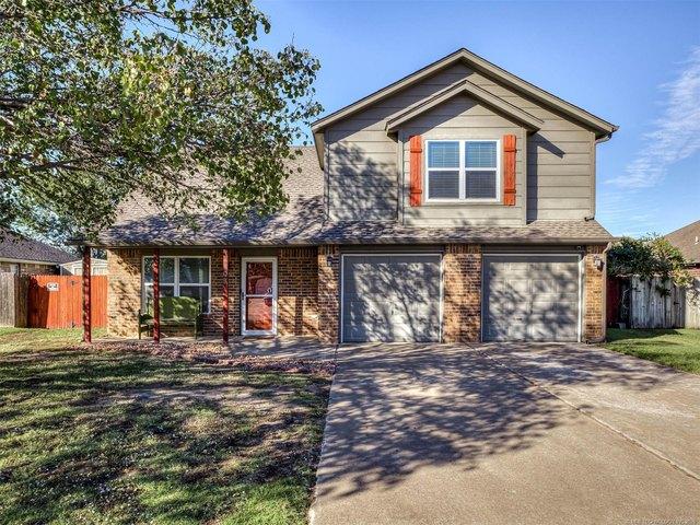 House for sale in Collinsville, Tulsa County