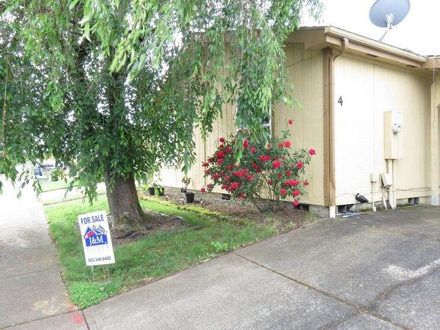 House for sale in Oregonia