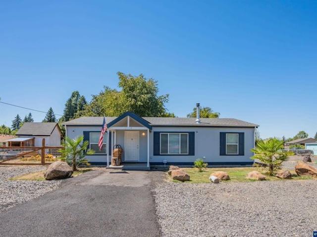 House for sale in Oregonia
