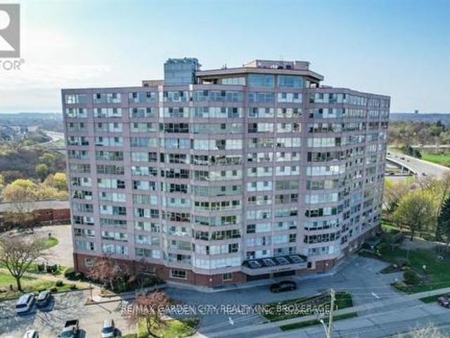 Condo for sale in Niagara, Ontario