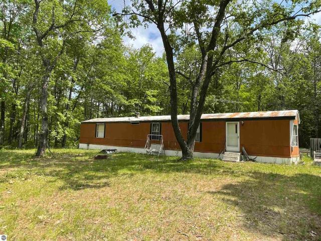 House for sale in Barton City
