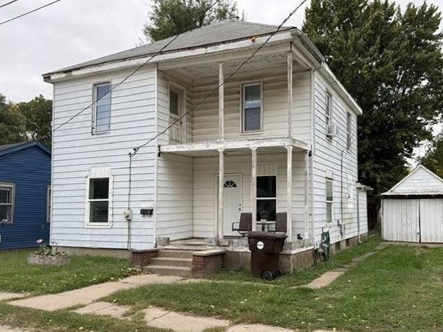 House for sale in Beardstown, Cass County