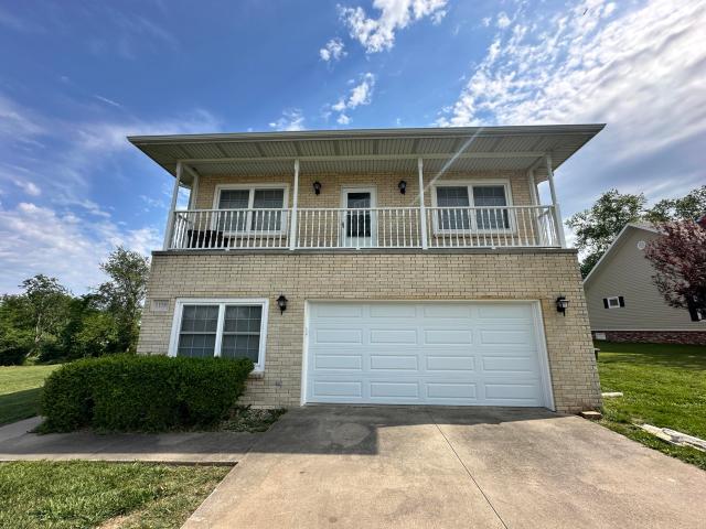 House for sale in Barry, Missouri