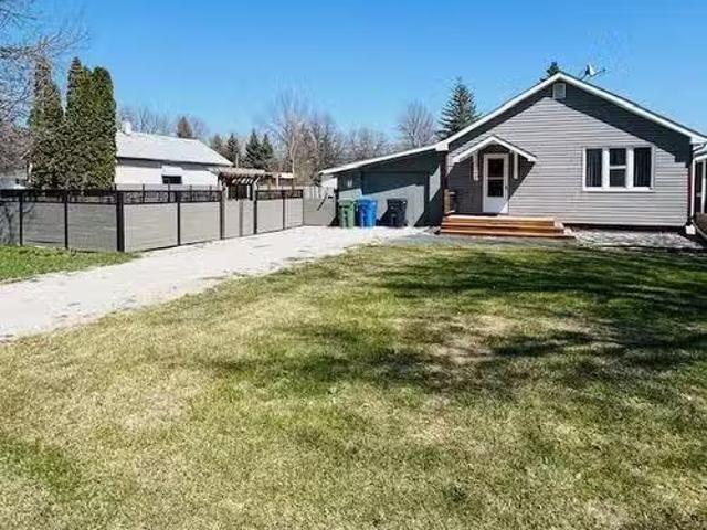 House for sale in Dauphin, Manitoba