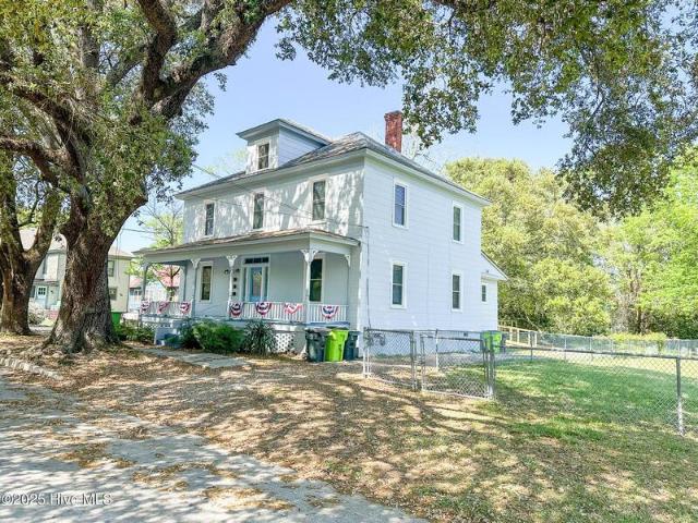 Duplex for sale in New Bern