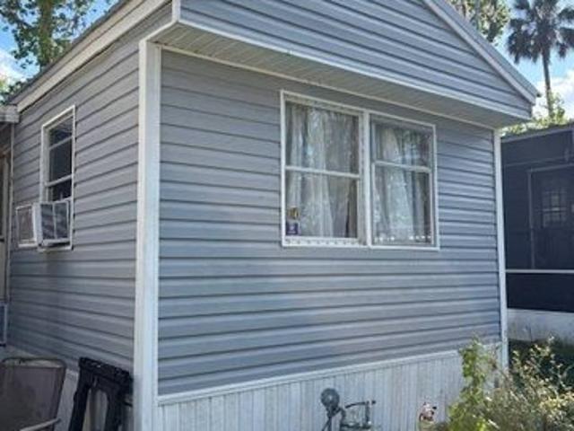 House for sale in Crescent City, Florida