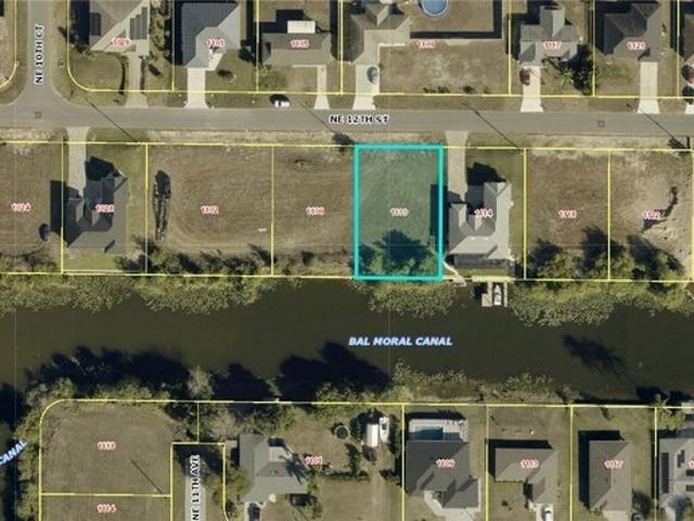 Land for sale in Cape Coral, Florida