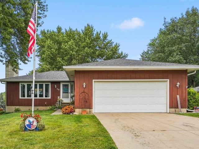 House for sale in Waverly, Iowa